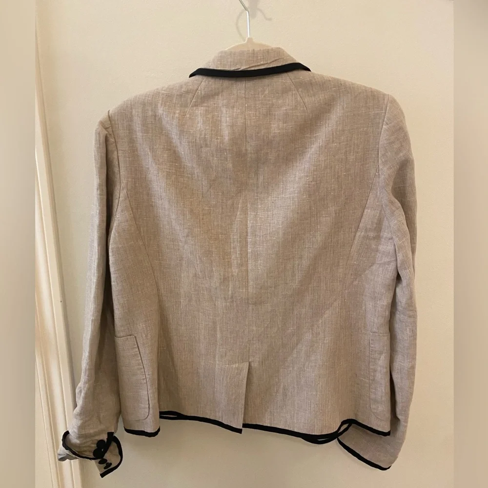 J Crew 100% linen blazer - Picture 8 of 8